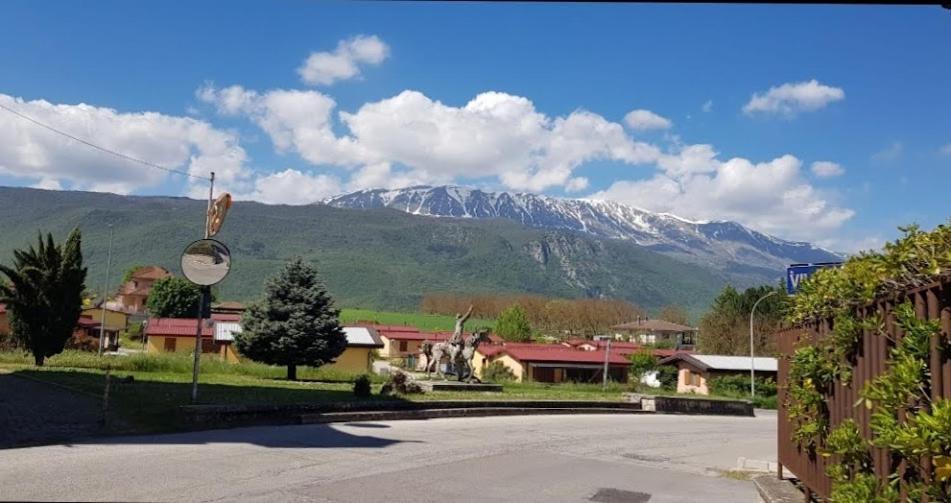 Villa Casa Ludovici à San Demetrio ne' Vestini Extérieur photo